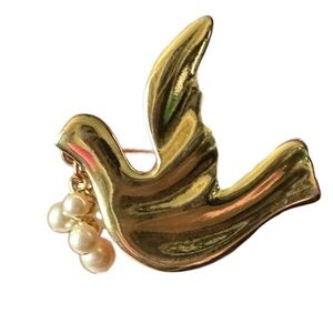 Gold Dove Brooch with Pearls